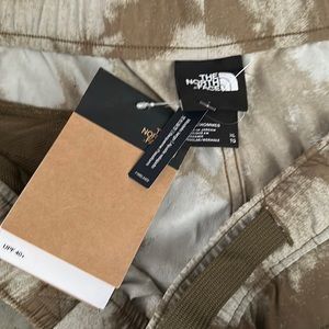 North face joggers brand new